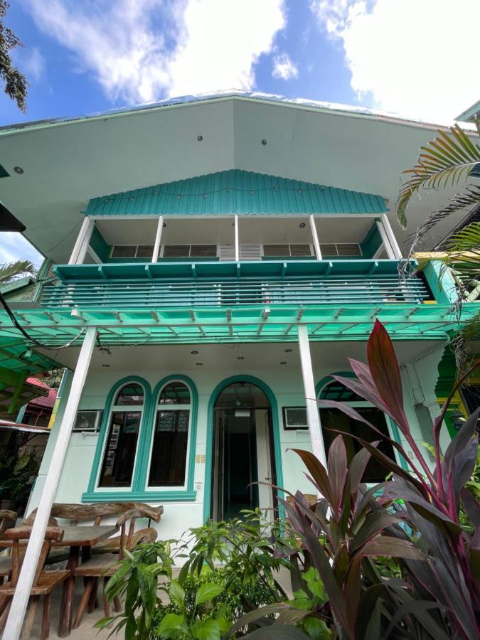 Austrias Guest House El Nido Exteriér fotografie